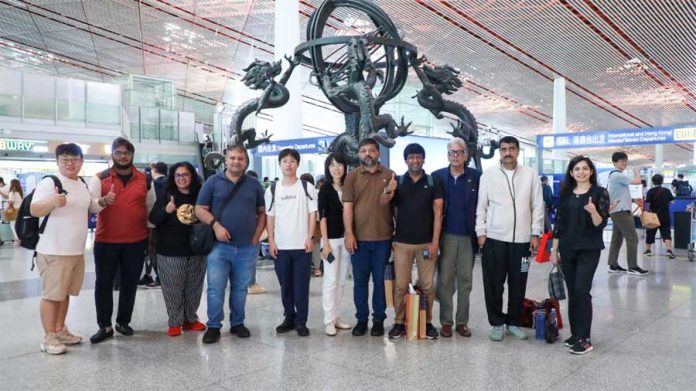 A-group-photo-of-visiting-media-delegation-from-Pakistan