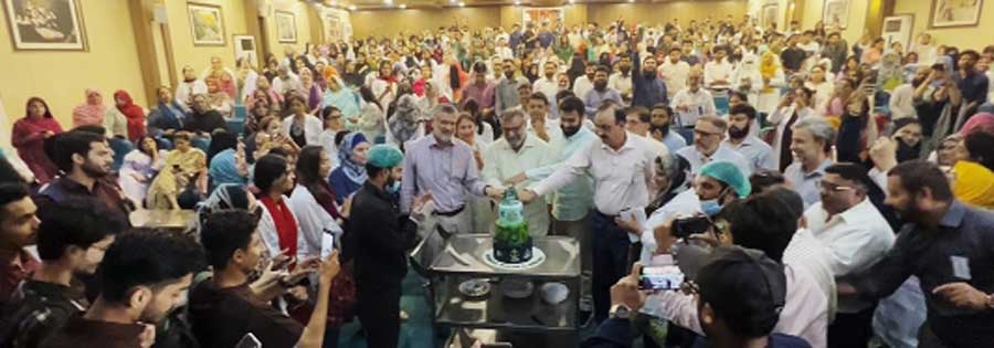 Senator-Chishti-celebrates-valor