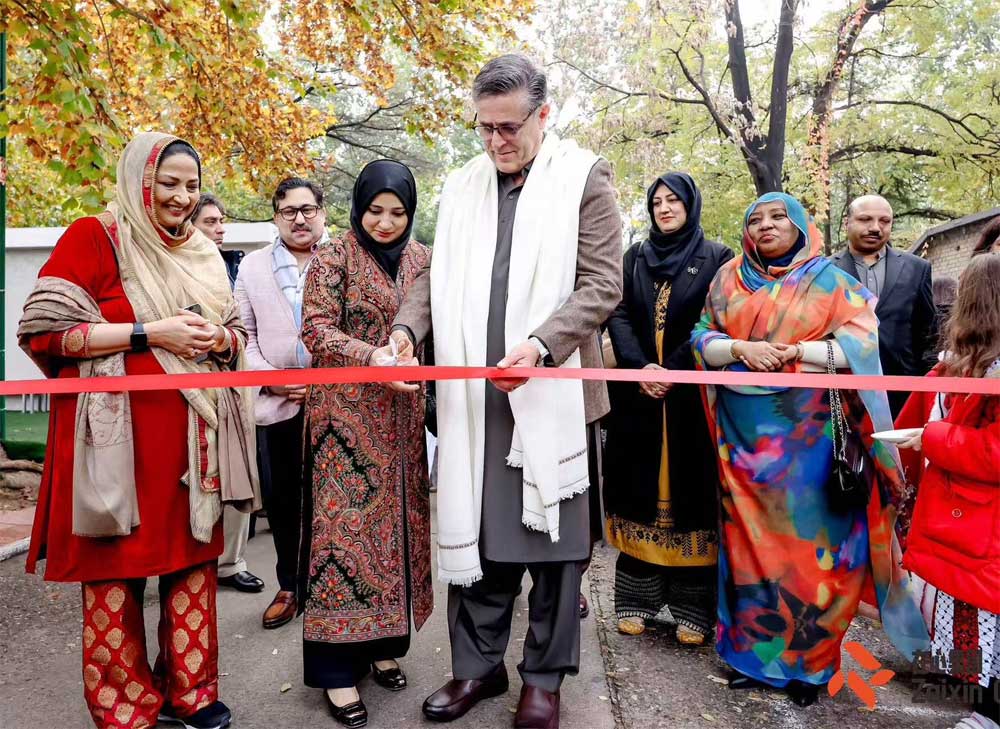 Khalil Hashmi inaugurates Culture Day at Pakistan Embassy College Beijing Khalil Hashmi