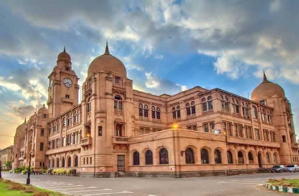 21 municipal bodies, 23 land authorities: Karachi struggles without central governance 21 municipal bodies, 23 land authorities: Karachi struggles without central governance